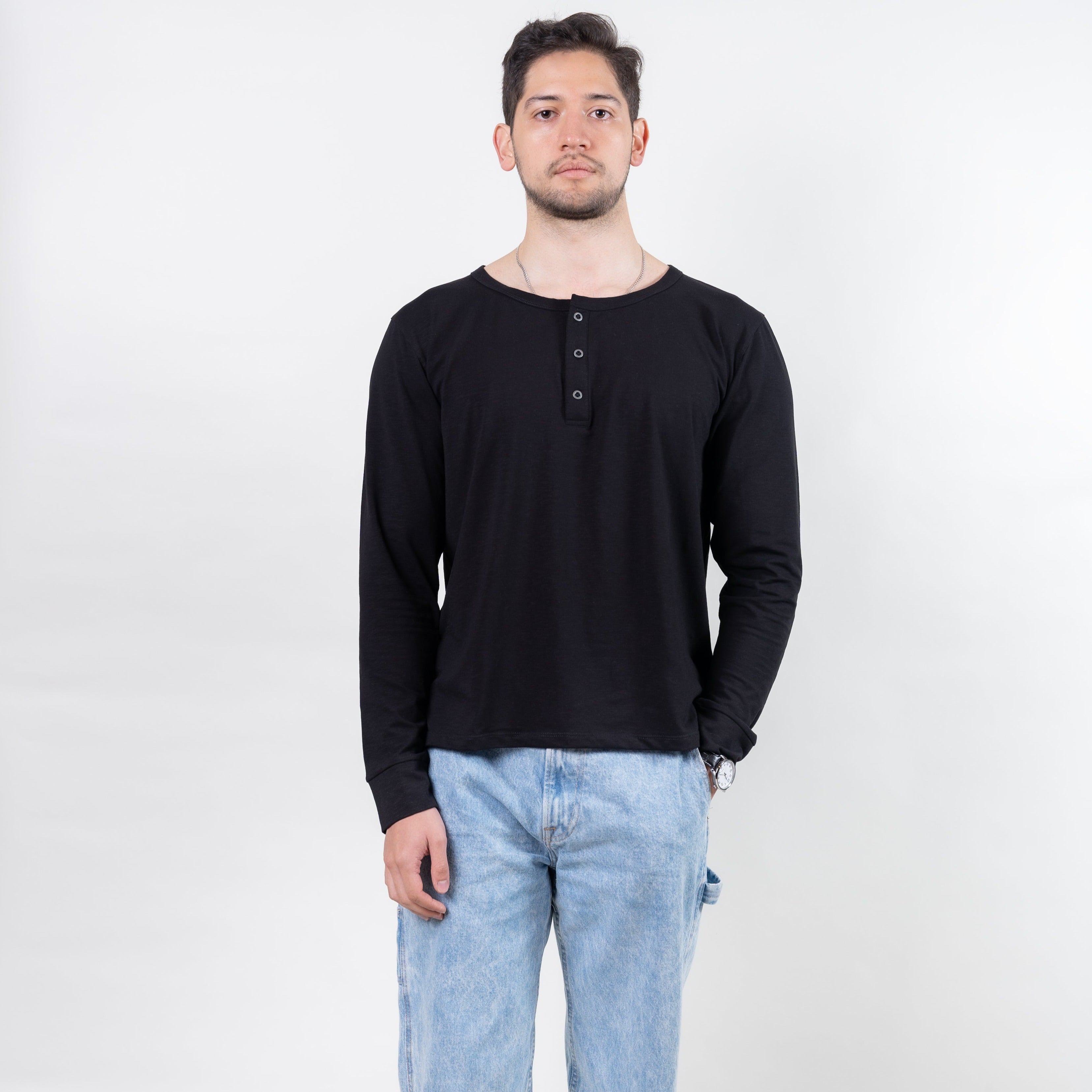 Camiseta Henley - Negro