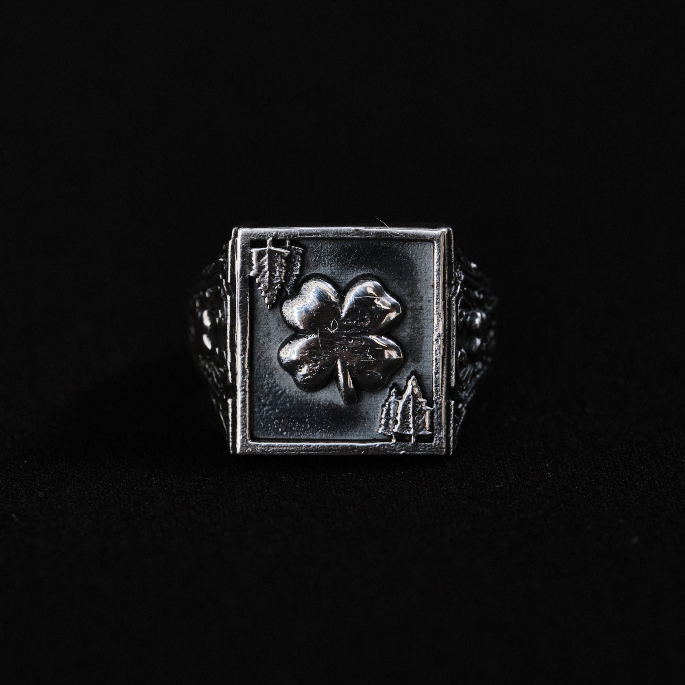ANILLO LUCKY