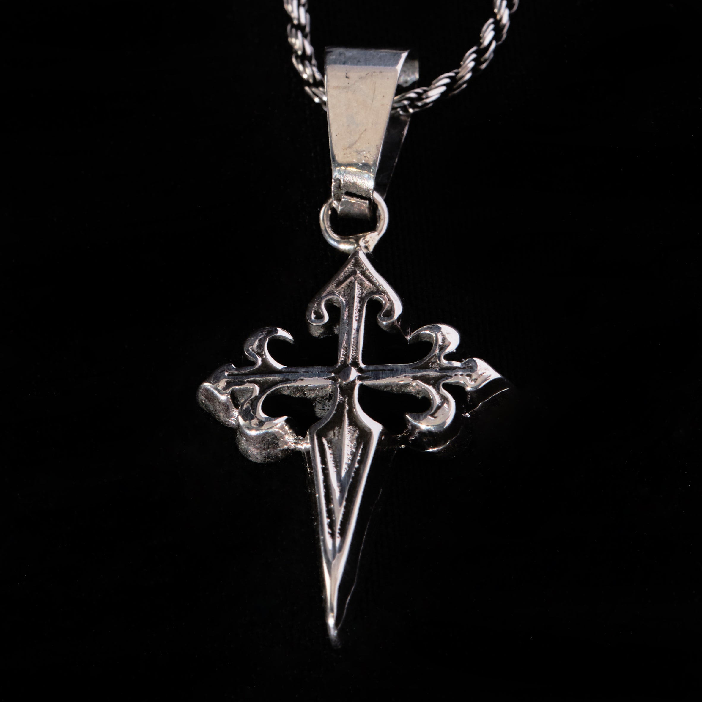 CADENA CRUZ DE SANTIAGO