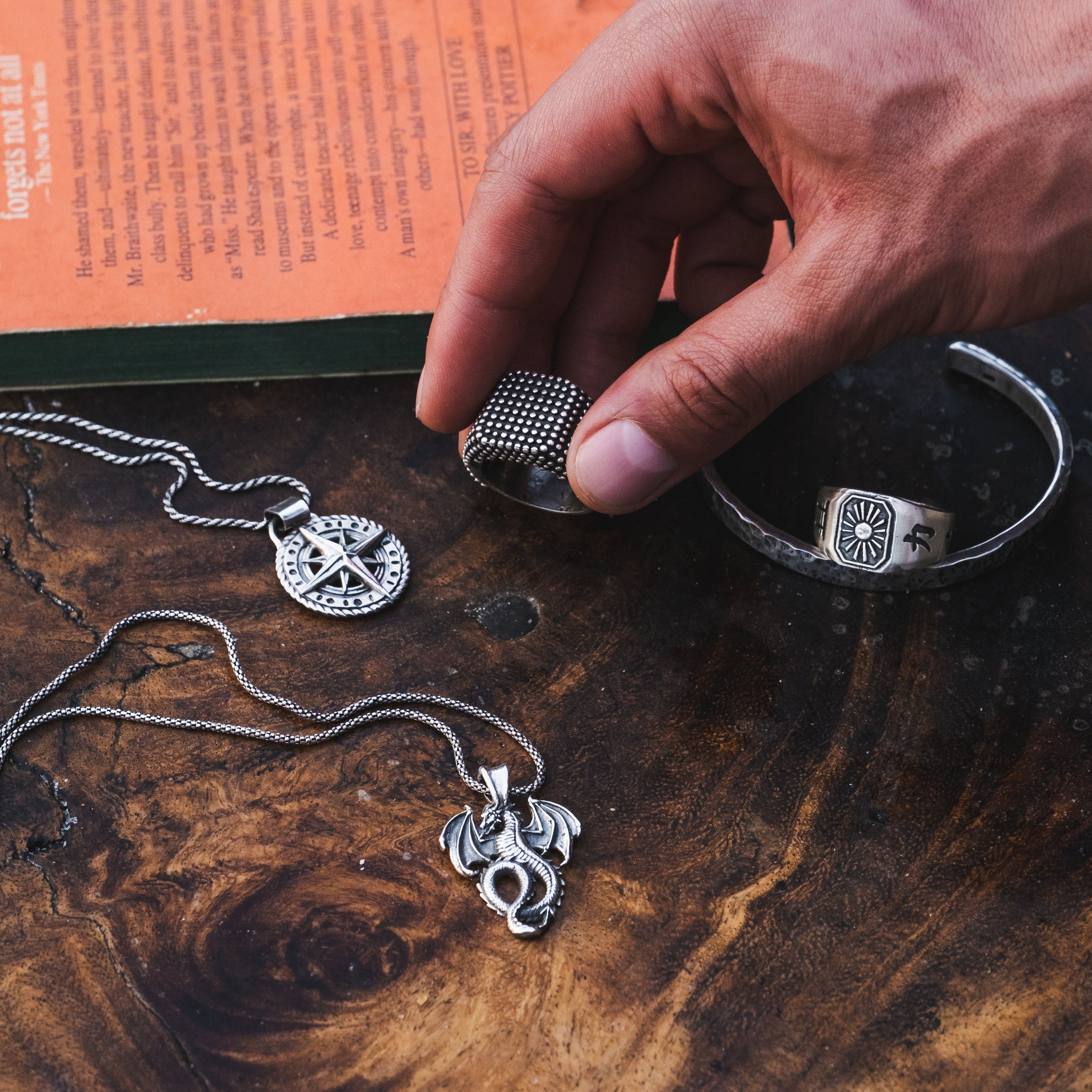 CADENA HALONG PENDANT